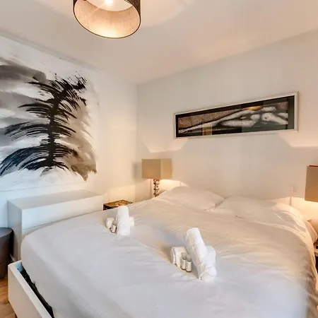 Les Sorbiers - 2 Bedrooms Floor - Parking & Terrace *